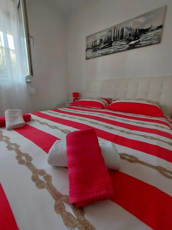 Apartman Palma Marinici  0*, Marinici (Primorsko-Goranska) Croazia
